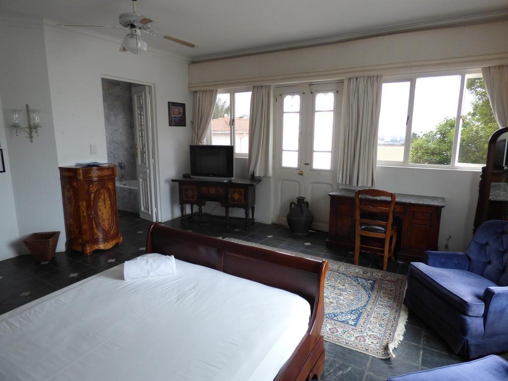 Capital House Boutique Hotel Pretoria-Noord Εξωτερικό φωτογραφία
