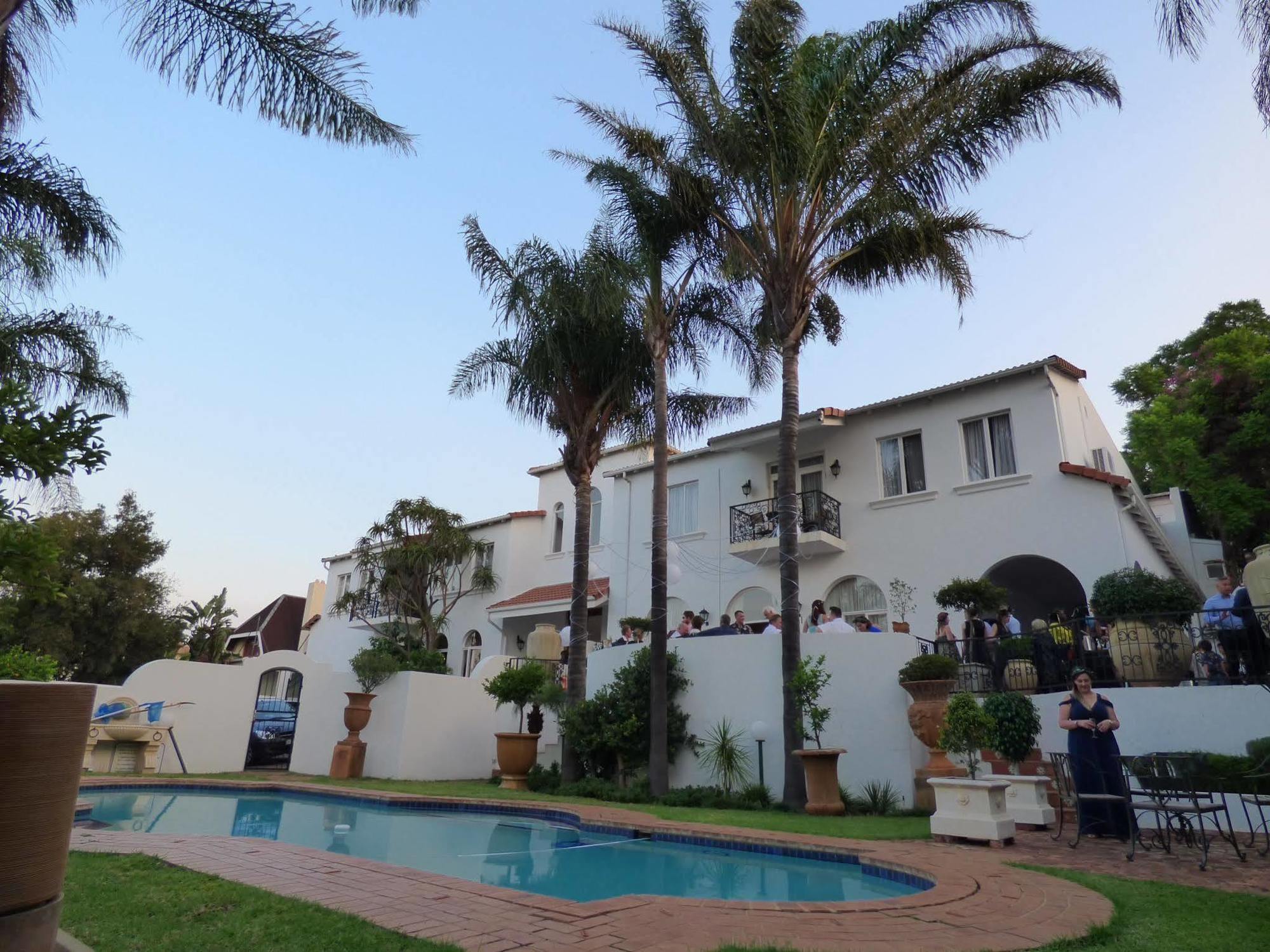 Capital House Boutique Hotel Pretoria-Noord Εξωτερικό φωτογραφία